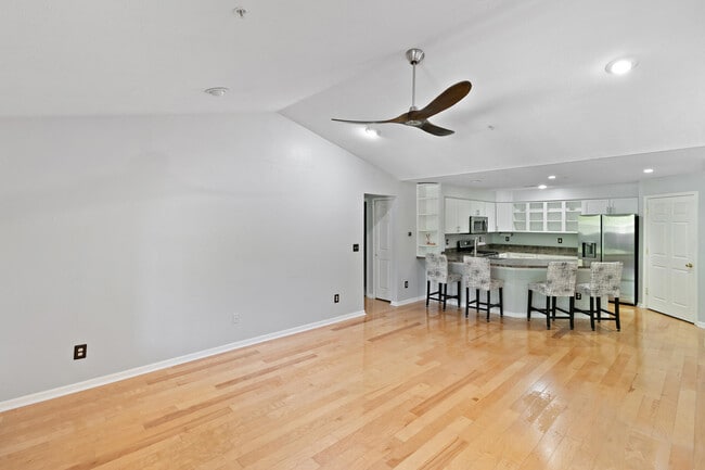 Building Photo - 1407 Millbrook Trail