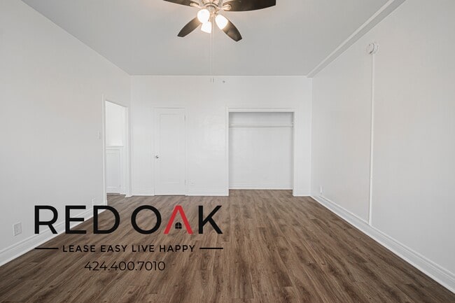 Building Photo - 2505 W 6th St