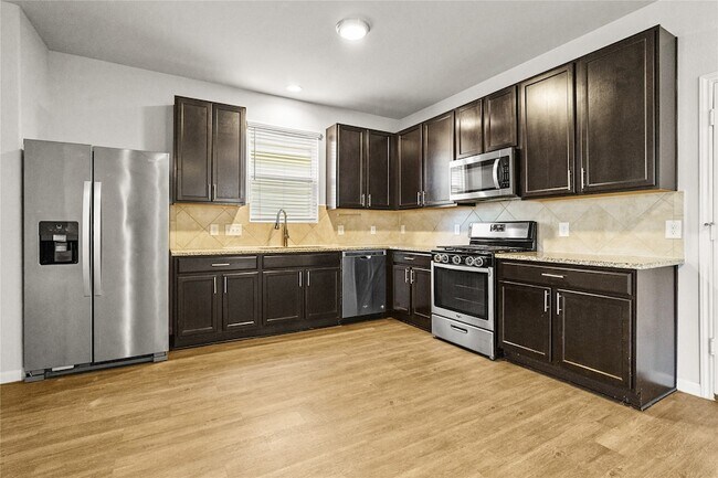Building Photo - 3302 Atascocita Vale Dr