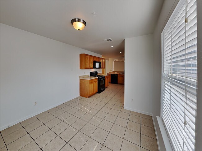 Building Photo - 21447 Hannover Grove Ln