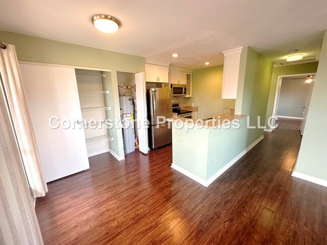 Building Photo - 94-545-545 Lumiaina St