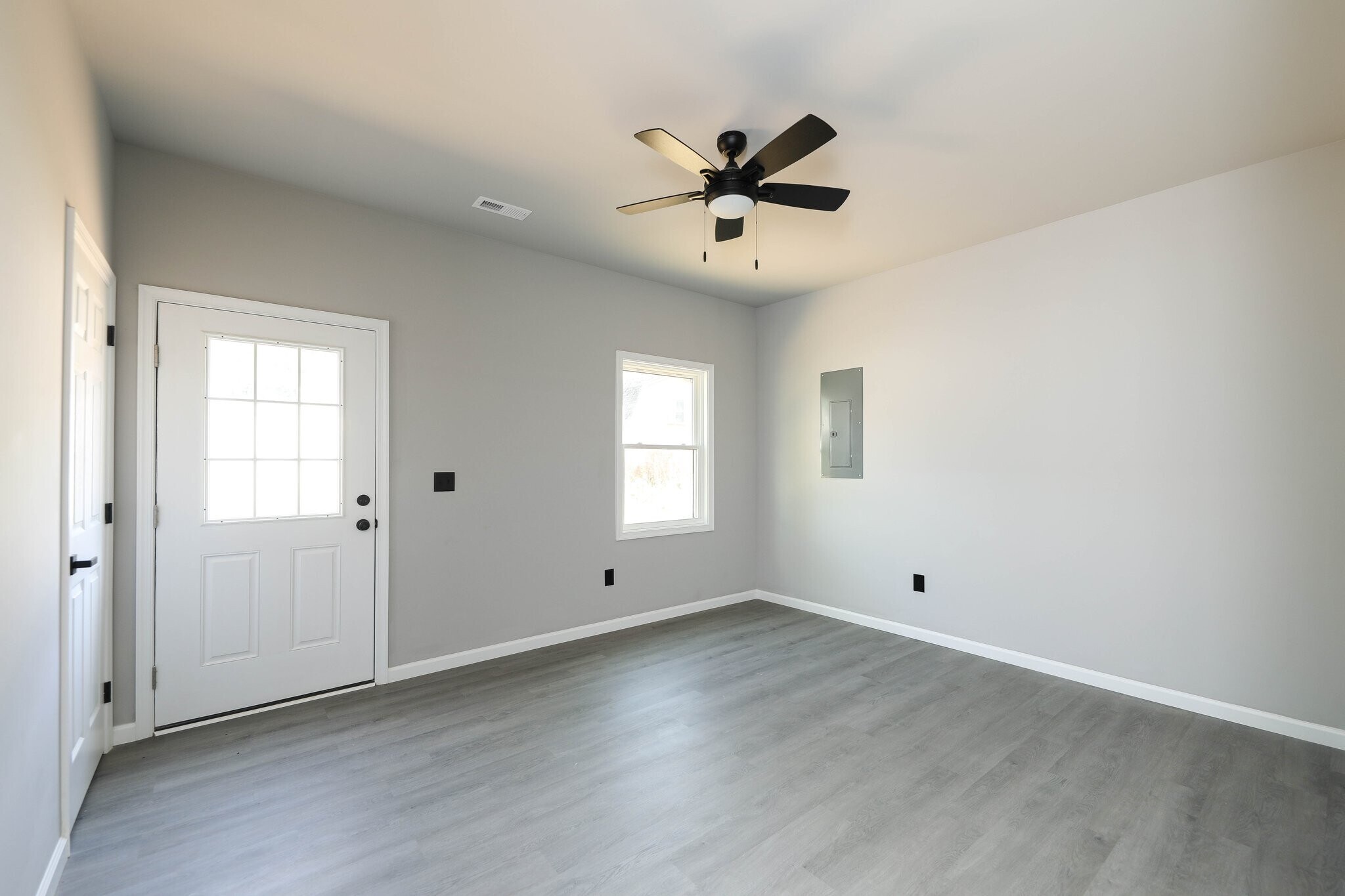 Building Photo - 1006 Pocahontas Ave