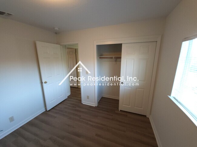 Building Photo - Talisman201