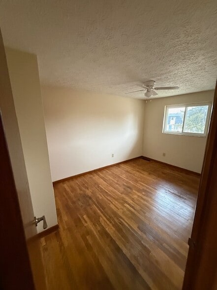 Building Photo - 4568 Harbor Blvd