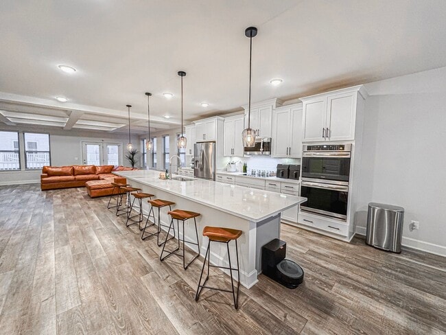 Building Photo - Modern 3 Bed 2.5 Bath End-Unit Townhome With Deck In The Landing At Cannon Branch