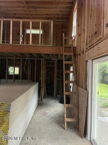 Building Photo - 218 7th Ave S