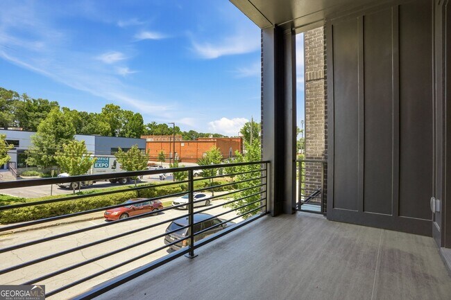 Building Photo - 2597 Mackintosh Ct