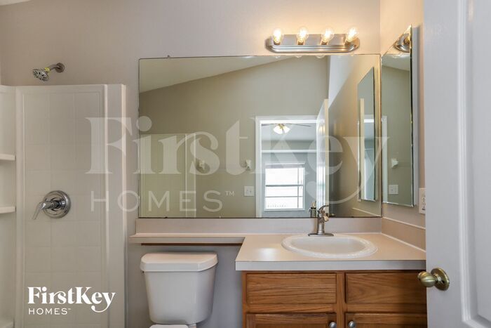 Building Photo - 928 Seminole Sky Dr