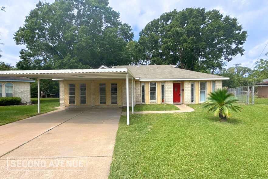Primary Photo - 7518 Canary Cir