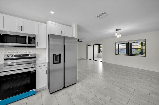 Building Photo - 1321 Frizzell Ln NW