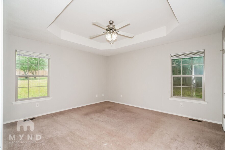 Building Photo - 5673 S Lexington Ave