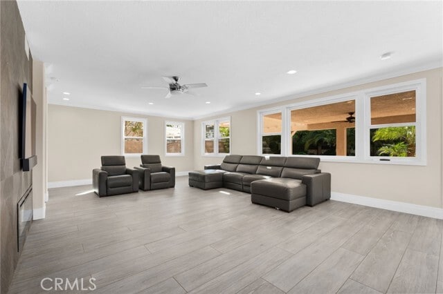 Building Photo - 928 Trovita Dr