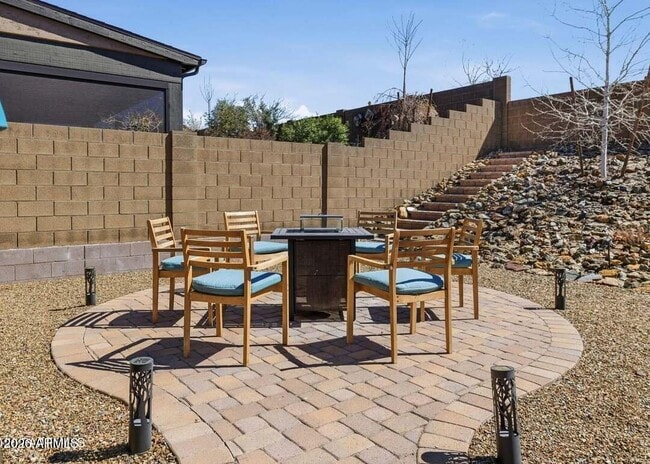 Building Photo - 3271 Dells Canyon Dr
