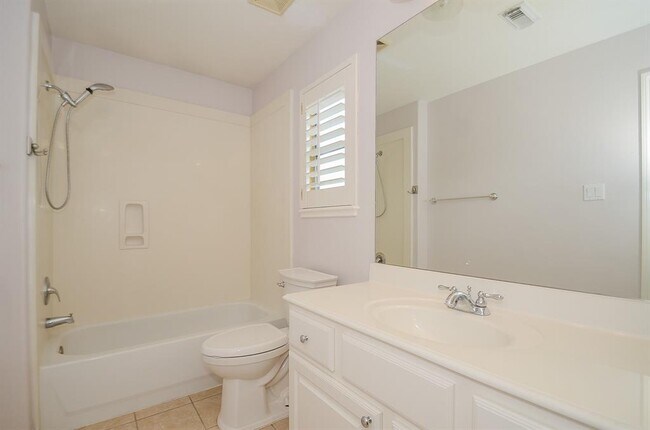 Building Photo - 15127 Oldtown Bridge Ct