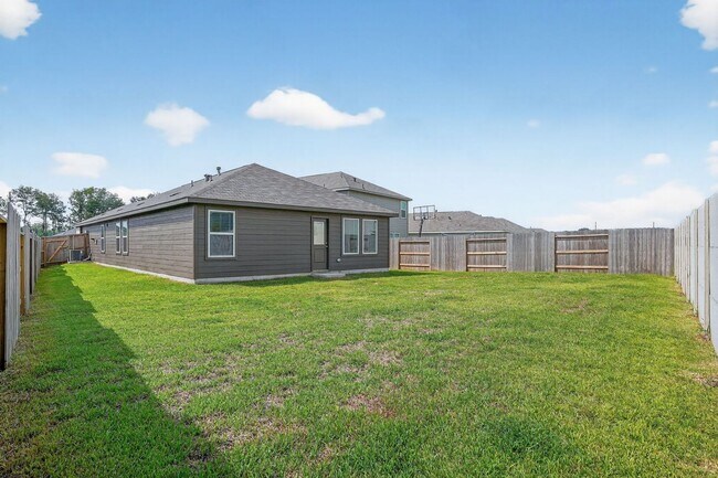 Building Photo - 4 Bedroom Single Family Home in New Caney