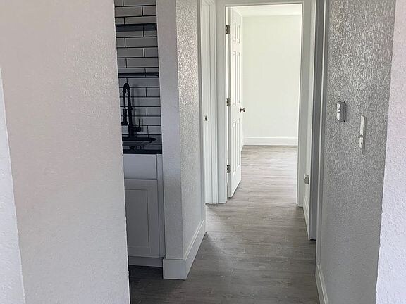 Building Photo - 1287 Wolff St