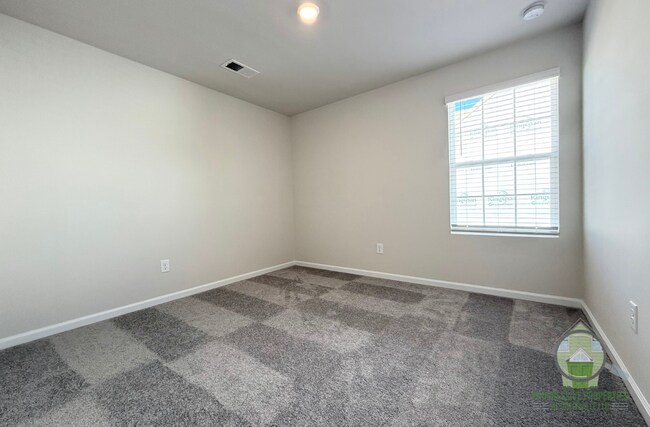 Building Photo - 209 Wintersweet Wy