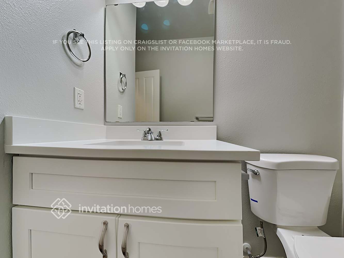 Building Photo - 9115 Periwinkle Loop NE