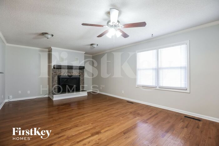 Building Photo - 1512 Oxford Ct