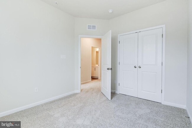 Building Photo - 3108 Laurel Hl Rd