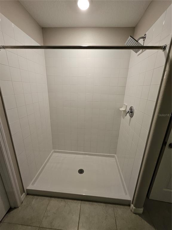 Building Photo - 7511 Samuel Ivy Dr