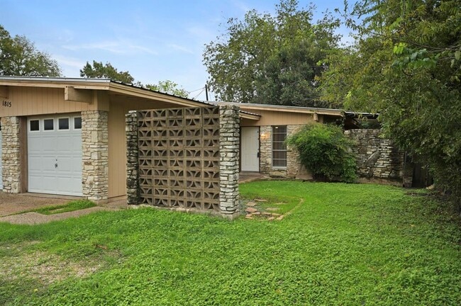 Building Photo - 1815 Ohlen Rd