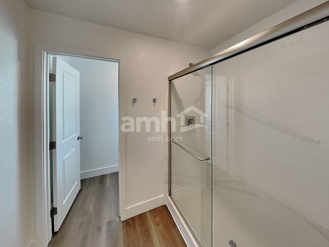 Building Photo - 8147 Braavos Peninsula Ave