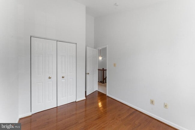 Building Photo - 14164 Compton Valley Way