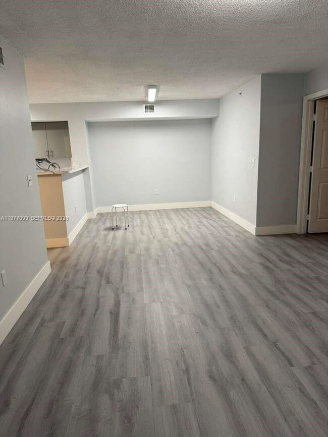 Building Photo - 677 SW 111th Ave