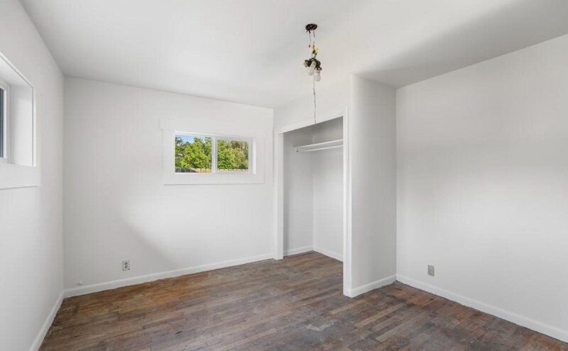 Building Photo - 1544 Wabash Ave