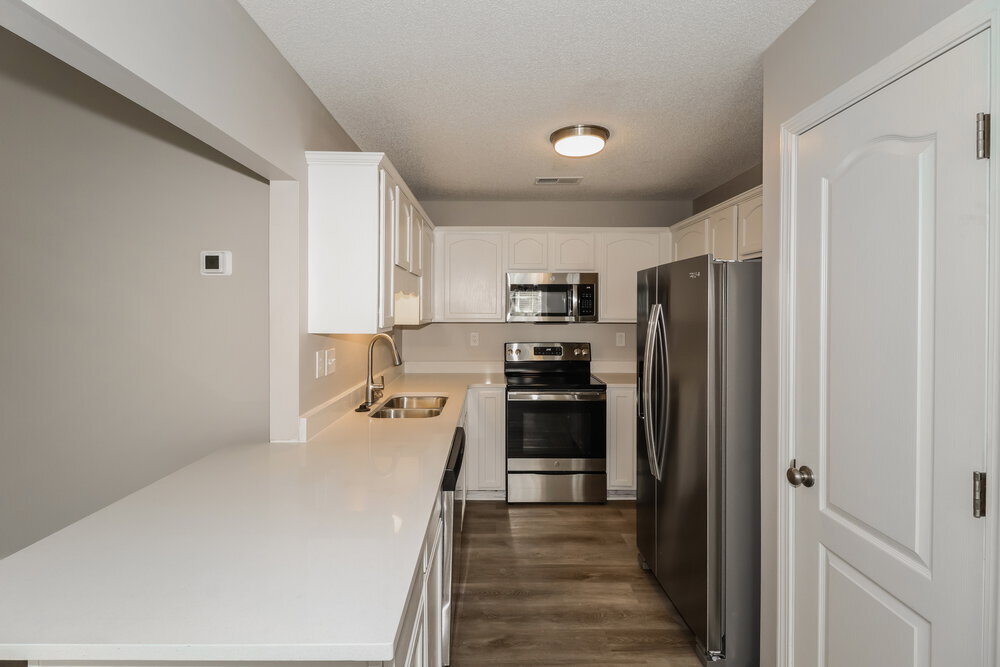 Building Photo - 9137 Cinderhill Cove E