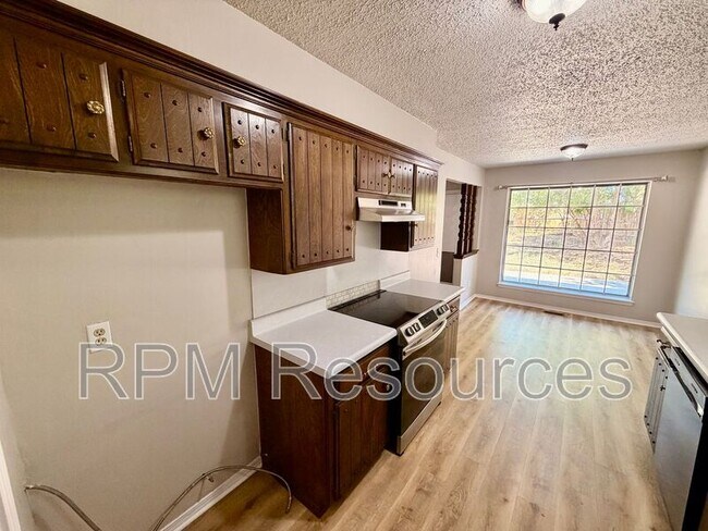 Building Photo - 1208 Beano Bend