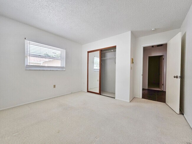 Building Photo - 3 Bedroom 2 Bath Home in Safety Harbor