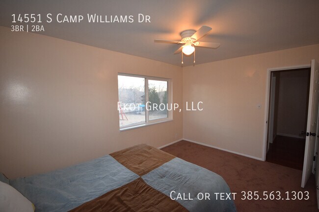 Building Photo - 14551 S Camp Williams Rd