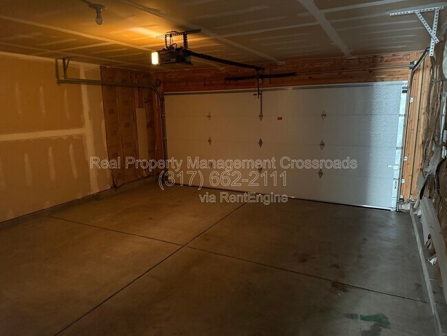 Building Photo - 8832 Taggart Dr