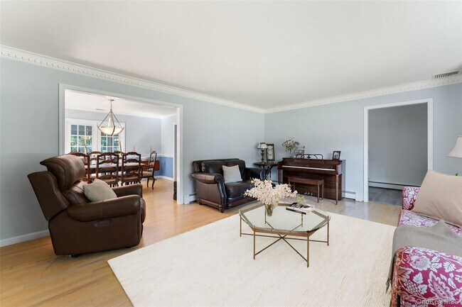 Building Photo - 14 Earlwood Dr