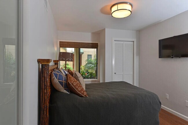 Building Photo - 8132 Camino Del Sol