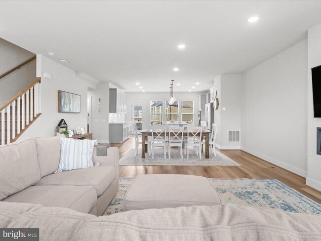 Building Photo - 17330 Turnstone Dr