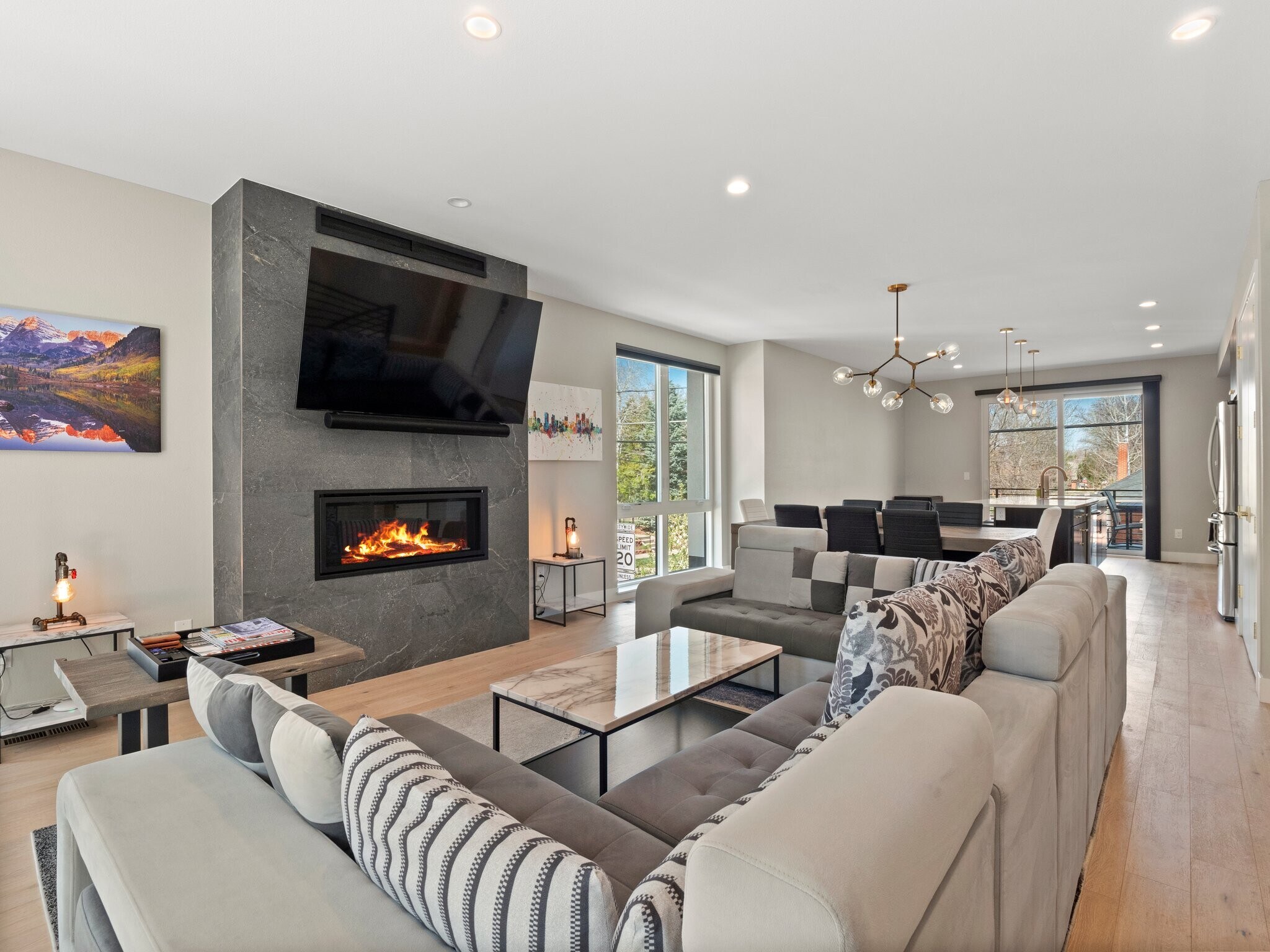 Fireplace and Smart TV - 3840 Eliot St