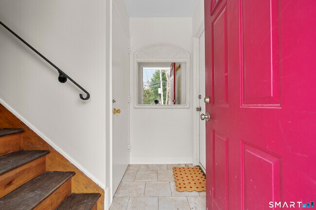 Building Photo - 110 Burwood Ave