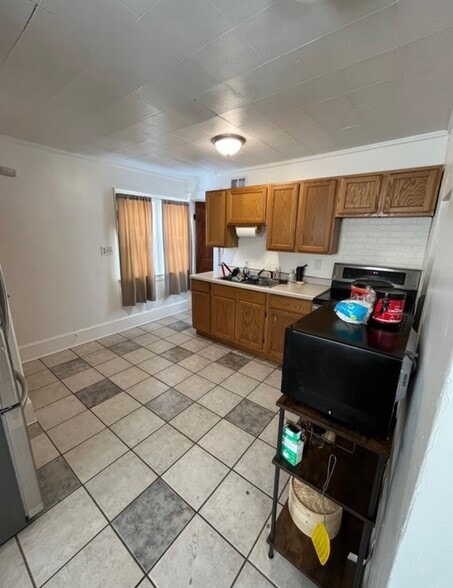 Building Photo - 3541 S 92nd St