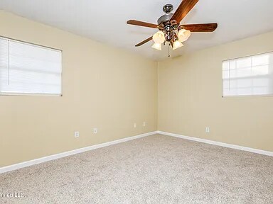Building Photo - 5117 Potomac Dr