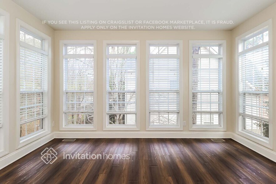 Building Photo - 14004 Ballantyne Meadows Dr