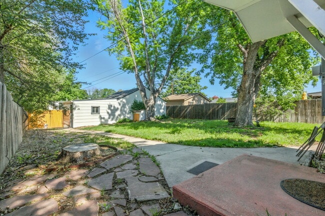Building Photo - 2875 Fenton St