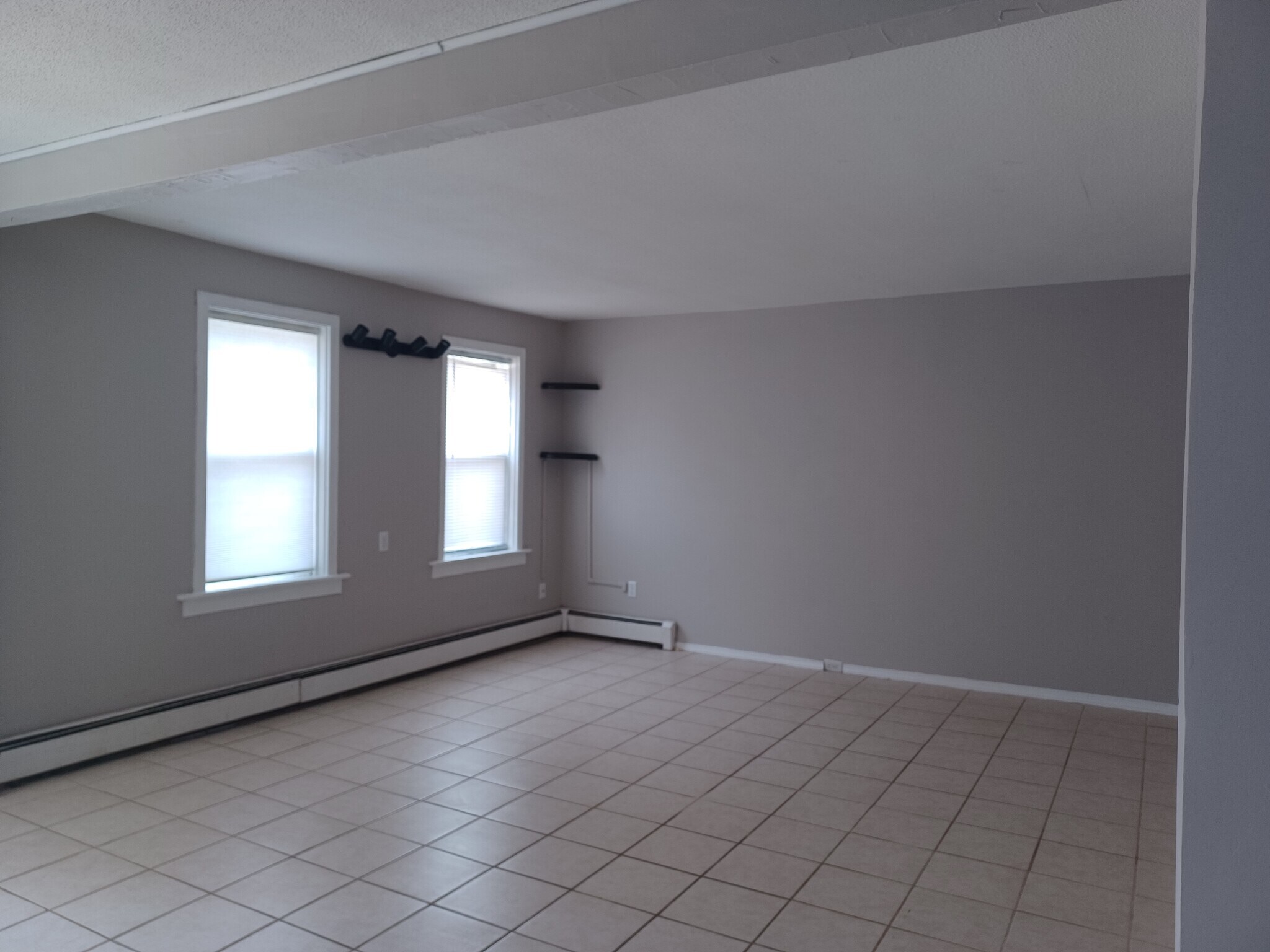 Building Photo - 39 Grove St