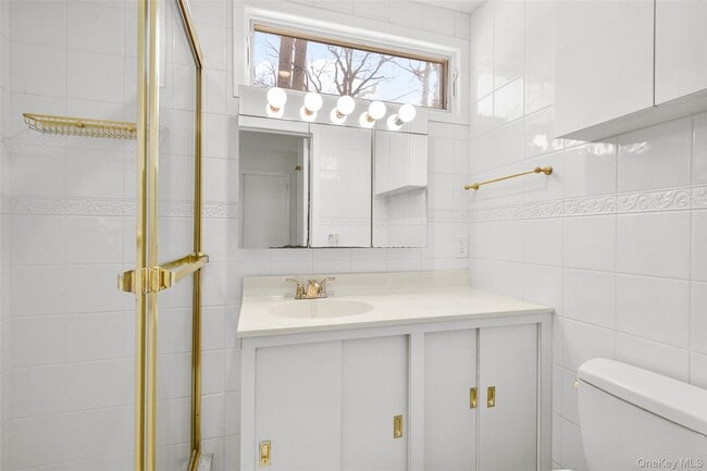 Building Photo - 25 Woodhollow Ln