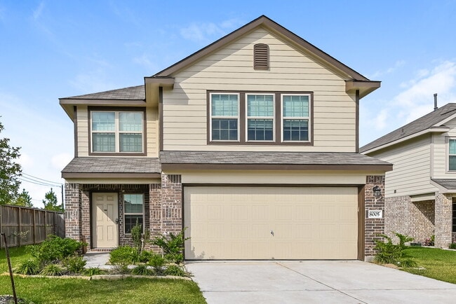 Building Photo - 8005 Wayside Village Way