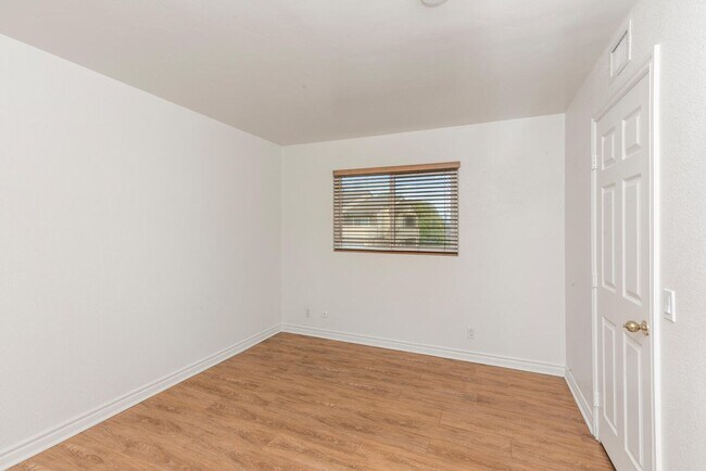 Building Photo - Stunning 2 Bedroom, 2 Bath Home in a Secure Gated Community in Oceanside - $1000 March Move in Sp...