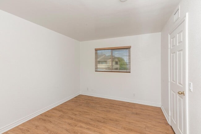 Building Photo - Stunning 2 Bedroom, 2 Bath Home in a Secure Gated Community in Oceanside - Your Dream Home Awaits!