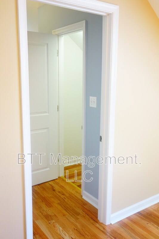 Building Photo - 8401 Flower Ave